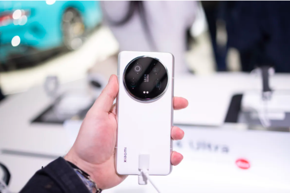 iPhone 16 Camera Rumors: All the Buzz Surrounding Apple's Camera Upgrades